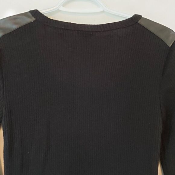 WHO.A.U DRESS - Picture 5 of 9